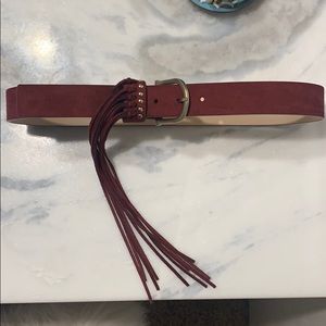 Maroon fringe belt